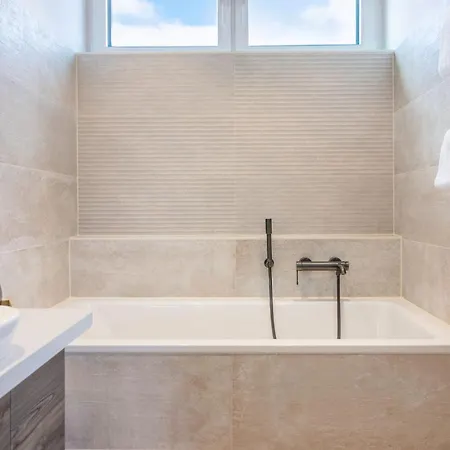 Neukamp 17b Fischerhuette בית נופש פוטבוס