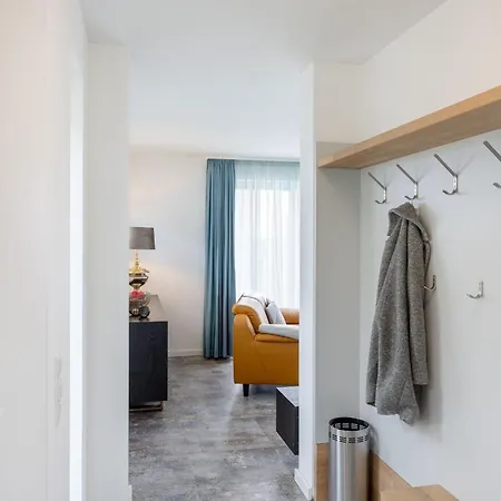 Neukamp 17b Fischerhuette * פוטבוס